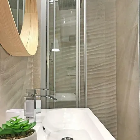 Tessera Apartment *