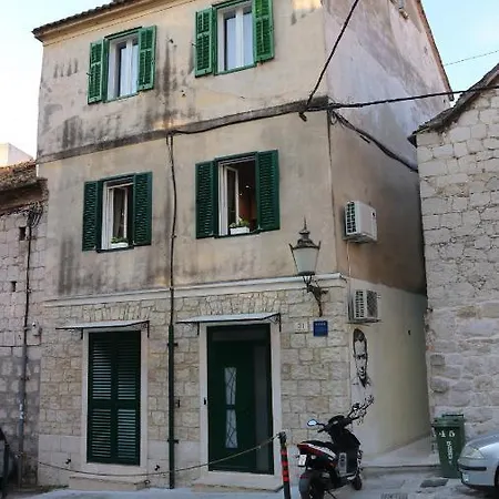 Apartment Tessera *