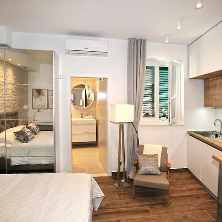 Tessera * スプリト